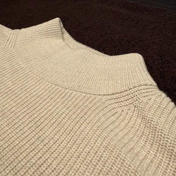 Lululemon Merino Wool Blend Crewneck Sweater - Picture 7 of 9